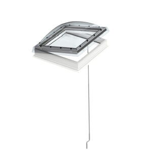 Rokas vadības virsgaismas logs VELUX CVP 0073U